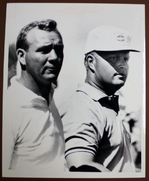 12-9-1964 Arnold Palmer and Jack Nicklaus 8x10 Wire Photo