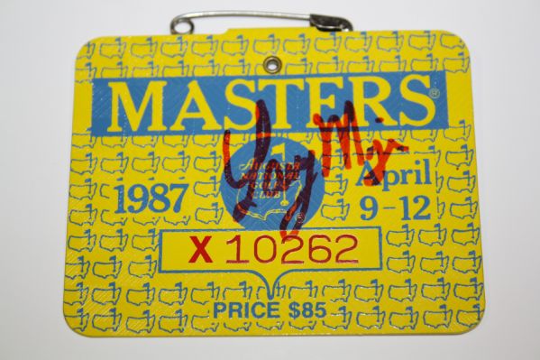 1987 Masters Badge Autographed by Champion Larry Mize