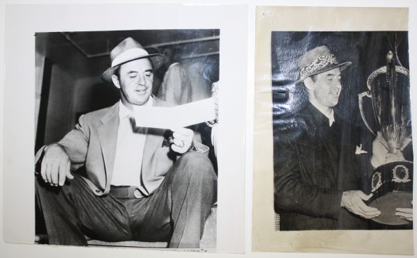 Lot of (2) Sam Snead Wire Photos-Reviews 3rd Round Card at Oakmont 1953 Open, With Trophy 1949 Western Open Win
