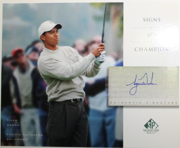 Tiger Woods sign of a Champion UDA