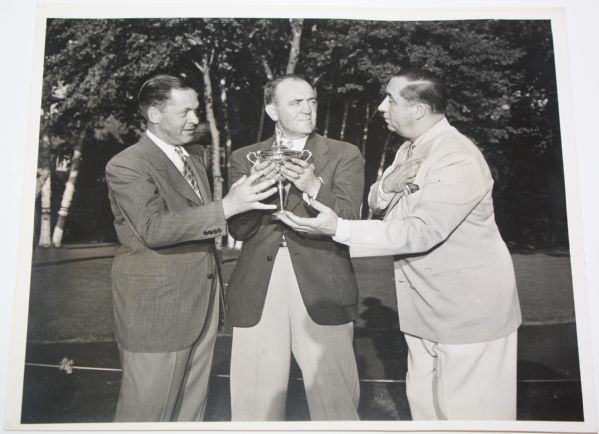 1941 Original 8x10 Photo of Bobby Jones and Walter Hagen - Fighting Over Ryder Cup - Rare 
