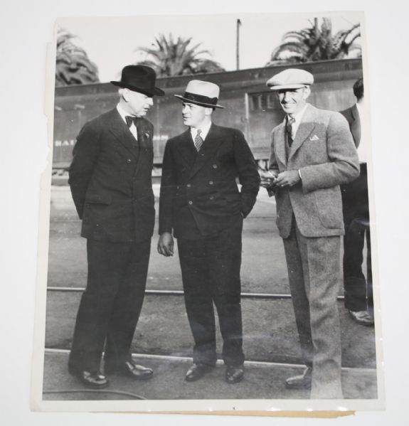 Bobby Jones Original 1931 8x10 Black and White Photo - Arrived in Hollywood to film a movie 