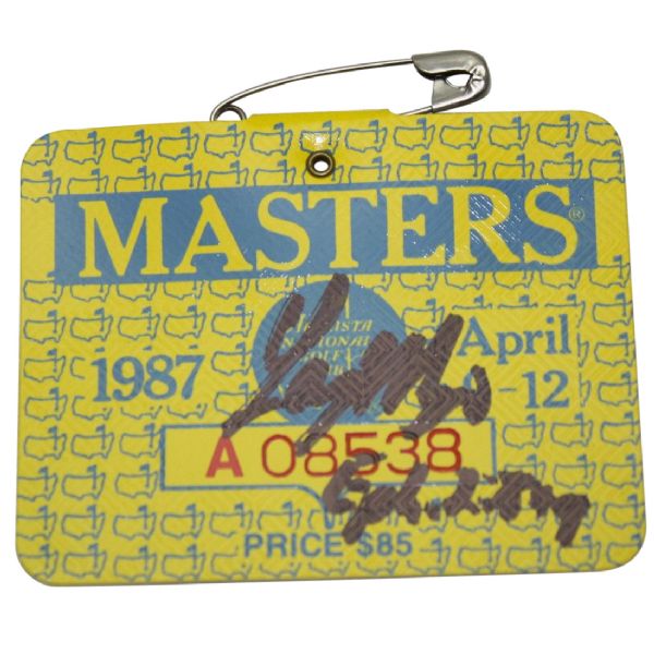 1987 Masters Badge Signed by Larry Mize JSA COA