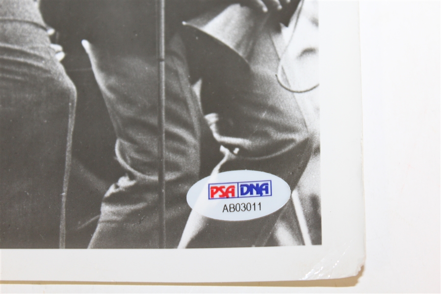 Arnold Palmer Signed Black and White Photo PSA/DNA #AB03011