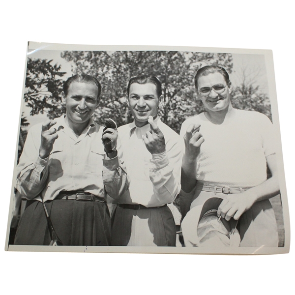 Photo of Ben Hogan, Harold McSpaden, and Herman Barron at 1942 PGA Championship Qualifier with Fingers Crossed