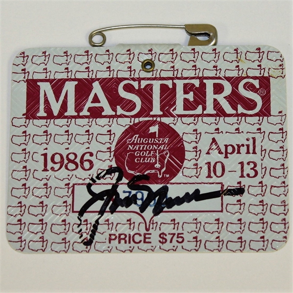 Jack Nicklaus Signed 1986 Masters Badge #7990 JSA ALOA