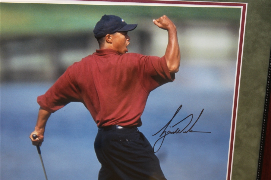 Tiger Woods Signed 'Fist Pump' Oversize Photo - Framed UDA #BAH82608 with PenCam!