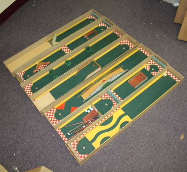 Early 20th Century Vintage Table Golf Game 'A Fascinating Game of 9 Holes' - E.V. Babbitt Co. Inc - MUSEUM CONDITION!