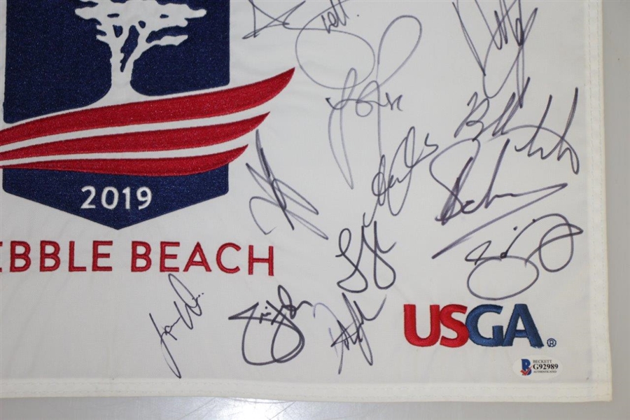 2019 US Open at Pebble Beach Field Signed Flag w/ Gary Woodland Beckett #G92989