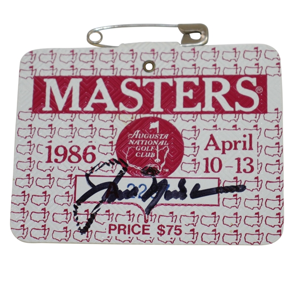 Jack Nicklaus Signed 1986 Masters Series Badge #A2237 JSA ALOA