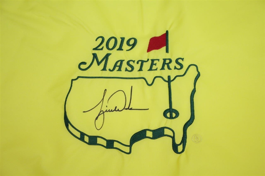 Tiger Woods Signed 2019 Masters Embroidered Flag Limited Ed UDA Flag #BAM154611