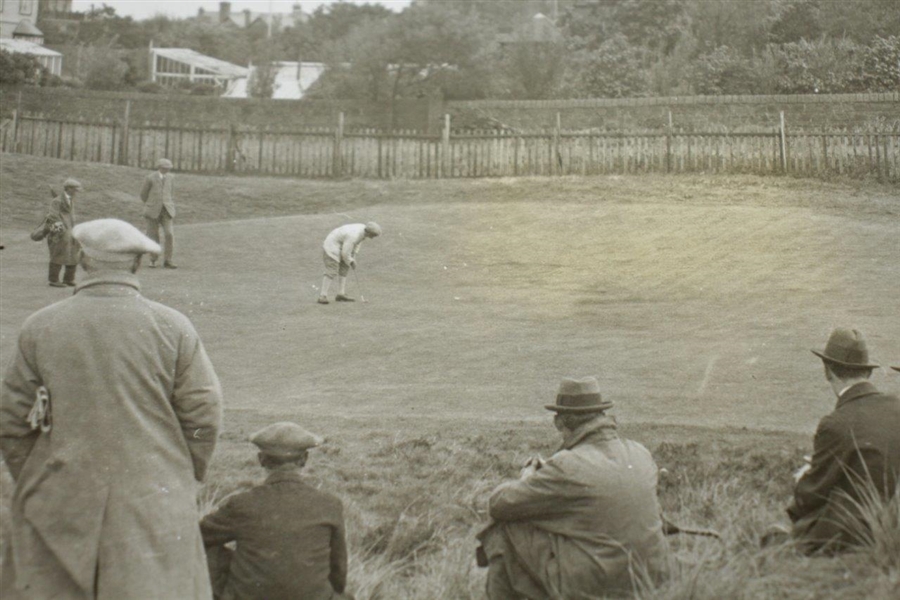 W.I. (Willie) Hunter Putting at The Amateur at Hoylake Core Sport & General Photo - Victor Forbin Collection