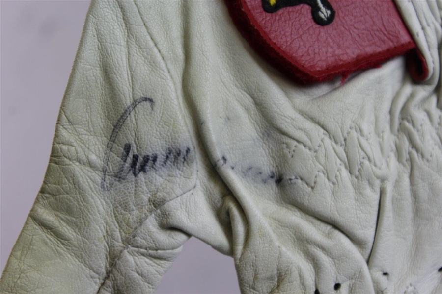 Arnold Palmer Signed Classic Used Umbrella Logo LH Golf Glove JSA ALOA