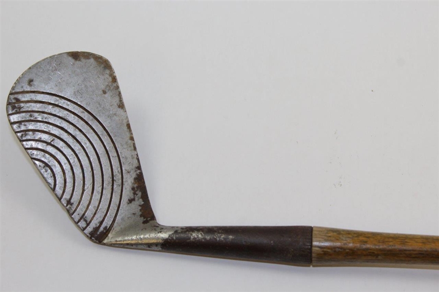 Thoms E. Wilson Medium Spade Mashie - Warranted Hand-Forged - St Andrews Bend
