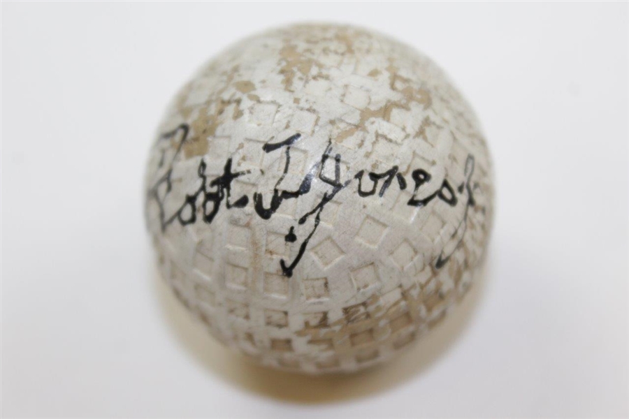 Robert 'Bobby' T. Jones, Jr. Signed Spalding Mesh Pattern Golf Ball with Provenance JSA FULL #98454BB