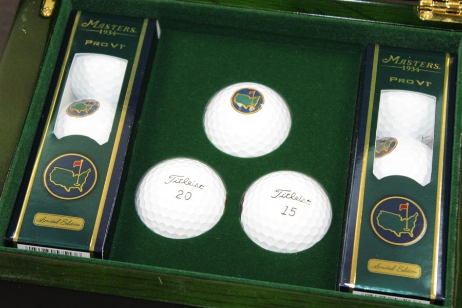 2015 Ltd Ed Masters Emerald Green Wood Box with Nine Logo Golf Balls