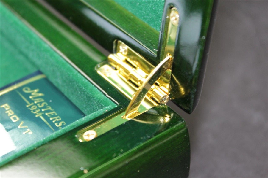 2015 Ltd Ed Masters Emerald Green Wood Box with Nine Logo Golf Balls