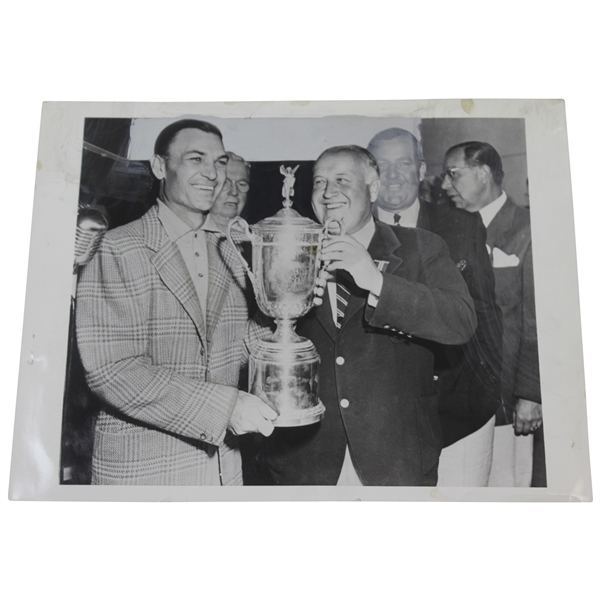 Ben Hogan 7/12/1954 PGA Trophy Press Photo