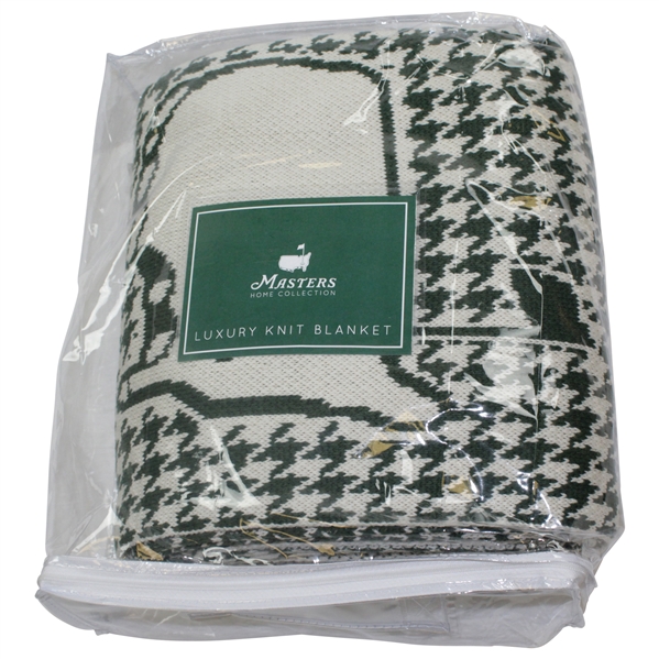 Masters Home Collection Luxury Knit Blanket in Original Package