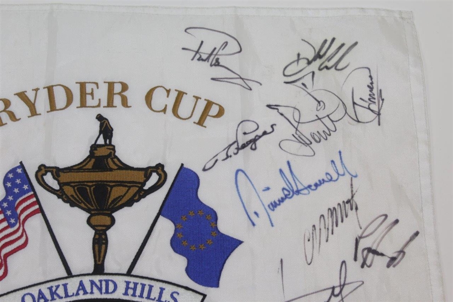 2004 Ryder Cup at Oakland Hills Flag With Tiger Woods, Phil Mickelson, & 23 others JSA ALOA