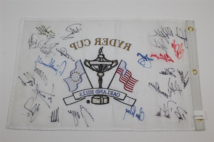 2004 Ryder Cup at Oakland Hills Flag With Tiger Woods, Phil Mickelson, & 23 others JSA ALOA