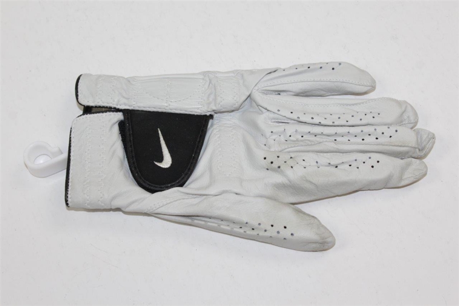 Tiger Woods Signed Nike LH Golf Glove with Personalization JSA FULL #X18973
