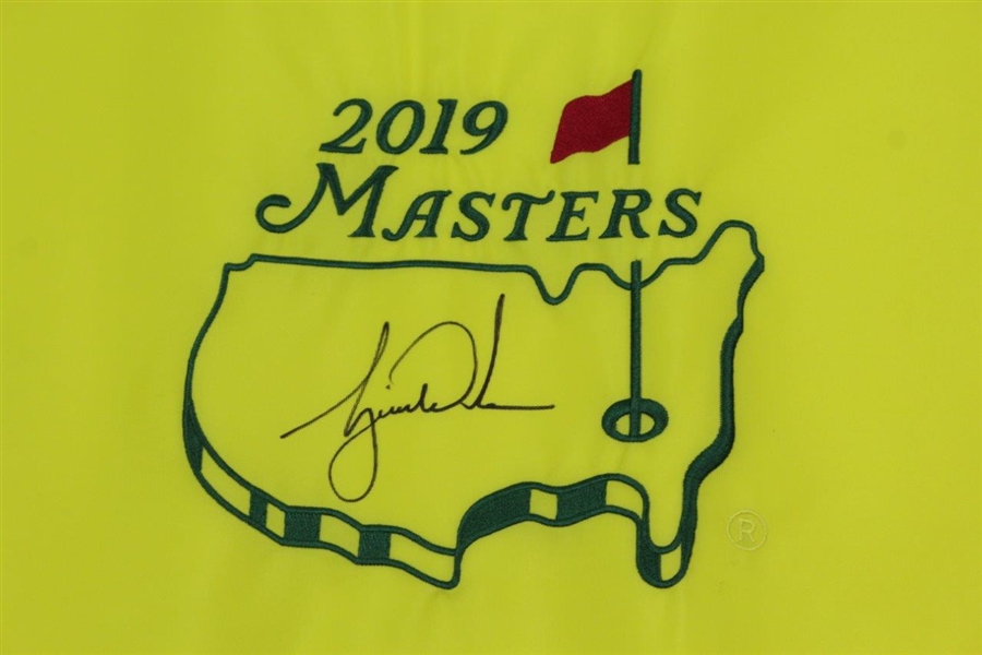Tiger Woods Signed Ltd Ed 2019 Masters Embroidered Flag with Photo #BAM150249