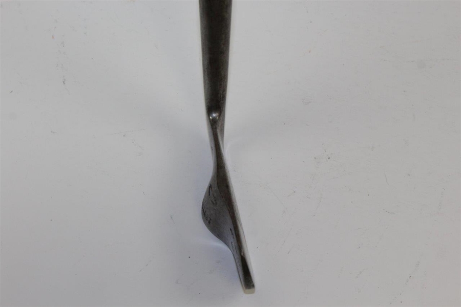 Vintage R. Simpson Carnoustie Warranted Hand Forged The Perfect Balance Cleek