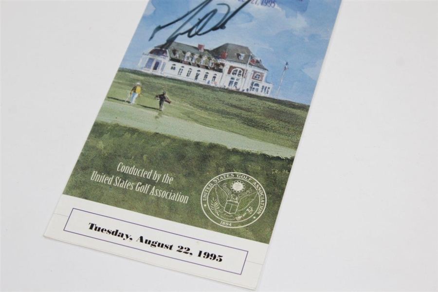 Tiger Woods Signed 1995 US Amateur at Newport CC Daily Starting Times Booklet JSA ALOA