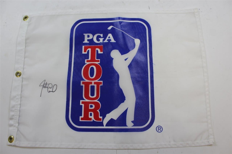 Leonard, Clarke, Pavin, Elkington, Elkington, & Harrington Signed PGA Tour Screen Flags JSA ALOA