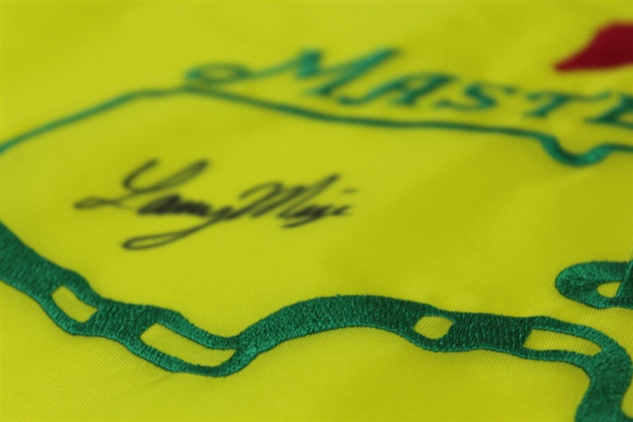 Larry Mize Signed Undated Masters Par-Aide Embroidered Flag - Charles Coody Collection JSA ALOA