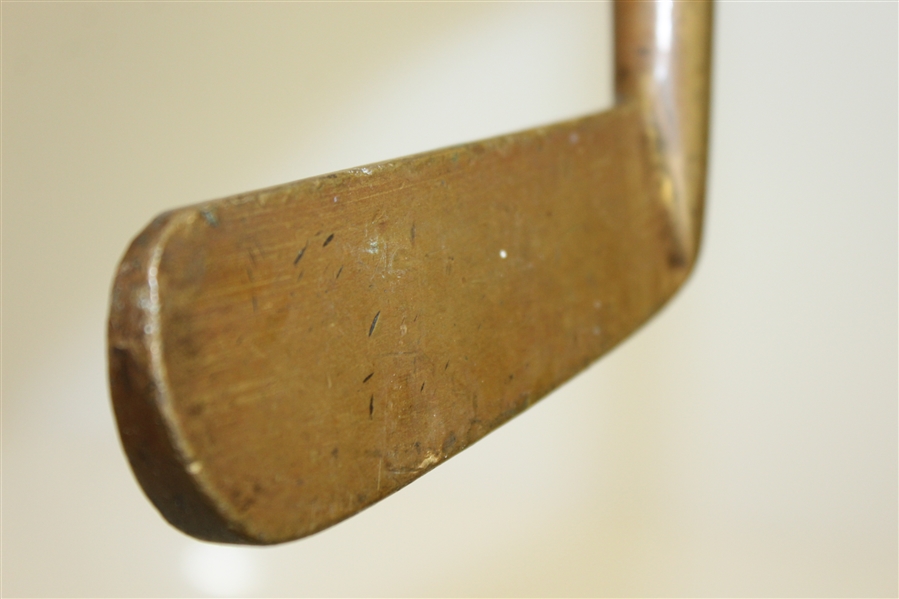 Brass Smooth Faced Fairfield Putter w/out Grip