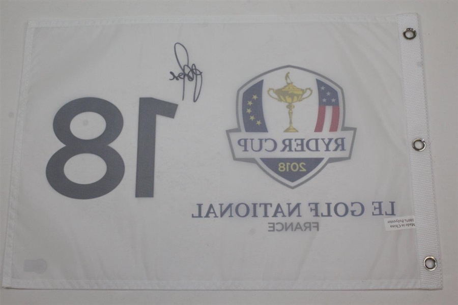 Justin Rose Signed 2018 Ryder Cup at Le Golf National Screen Flag BECKETT #BB88046