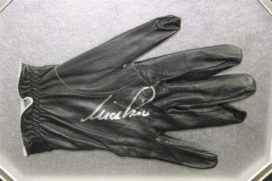 Nick Price Signed Photo & Black Glove Display with Nameplate - Framed JSA ALOA