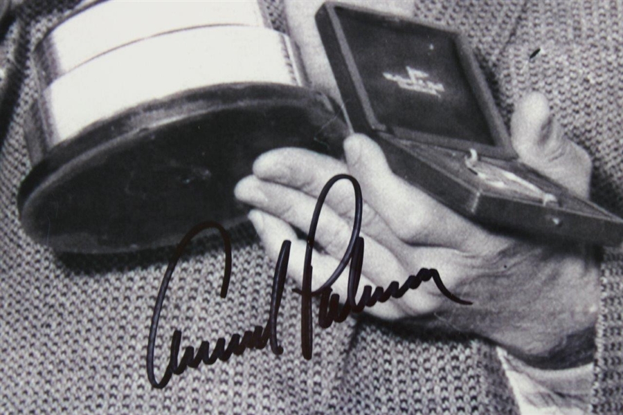 Arnold Palmer Signed 8x10 Photo with Claret Jug & Medal JSA ALOA