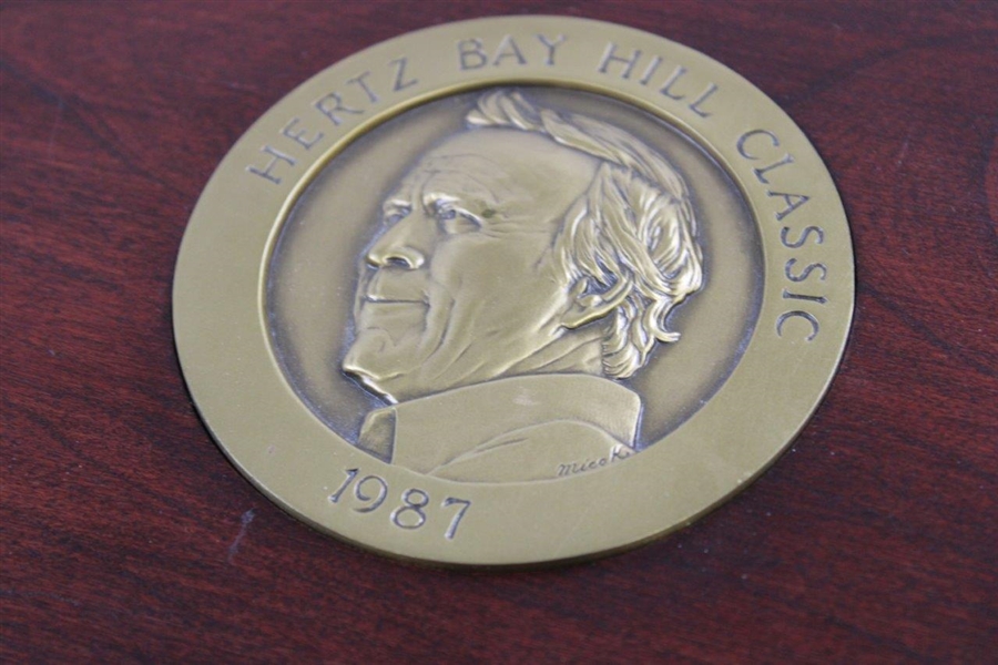 Arnold Palmer Major Championship Commemorative Bronze Medallions (7) in Box
