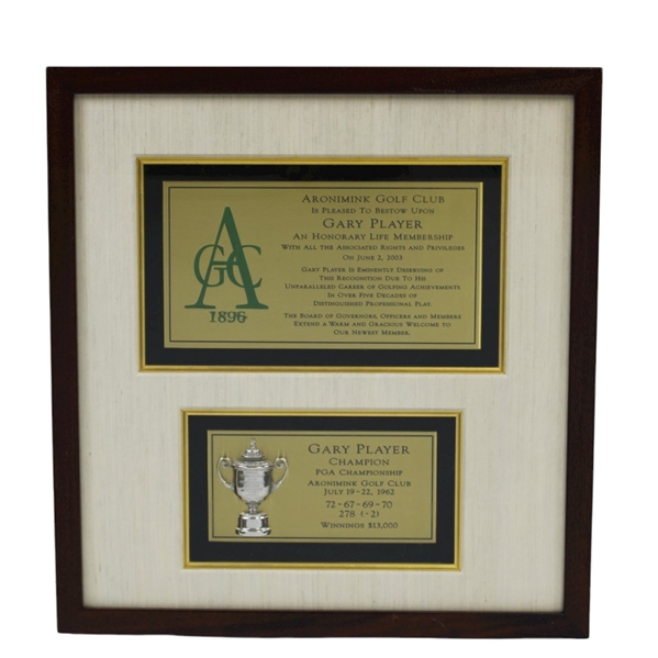 Aronimink GC Awarded Honorary Life Membership To Gary Player Plaque