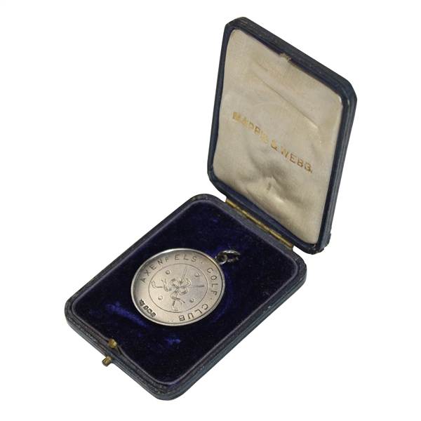 Circa 1938 Axenfels Golf Club Sterling Silver Medal In Original Box