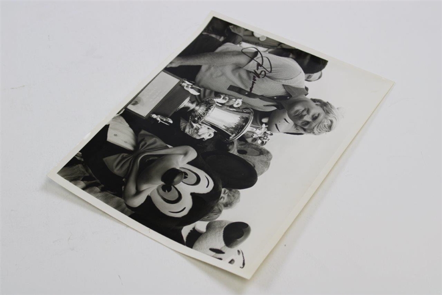 Jack Nicklaus Signed 1971 Walt Disney World Open Invitational Photo JSA ALOA
