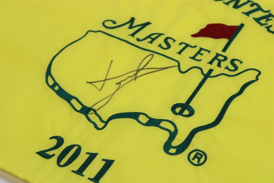 Luke Donald Signed 2011 Masters Par Three Embroidered Flag JSA #K03015