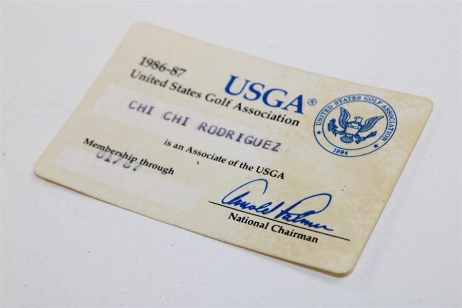 Chi-Chi Rodriguez's 1986-87 USGA Membership Card - Arnold Palmer National Chairman