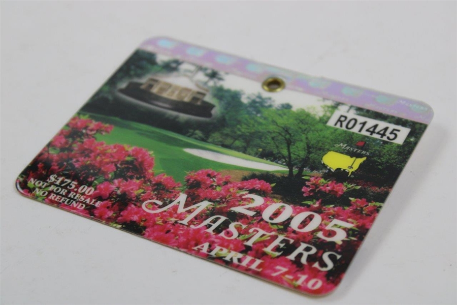 2005 Masters Tournament Series Badge #R01445 - Tiger Woods Win