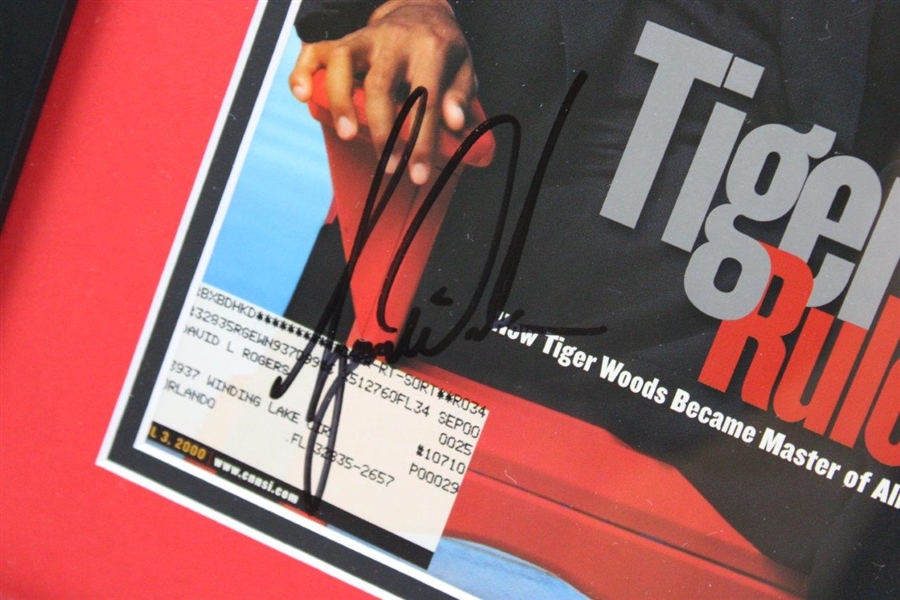 Tiger Woods Signed 2000 Sports Illustrated Magazine - Framed JSA #XX56856
