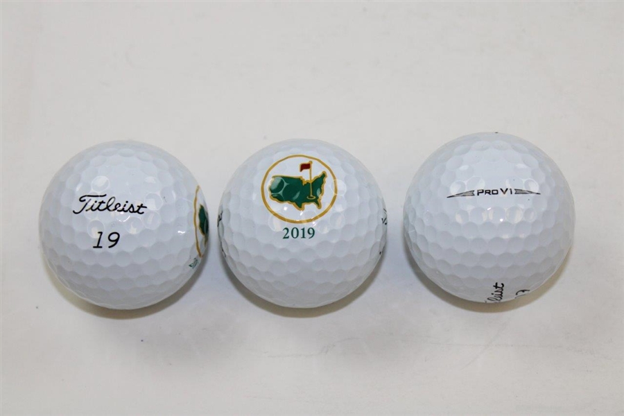 2019 Masters Tournament Logo Berckmans Place Dozen PRO-V1 Golf Balls in Box