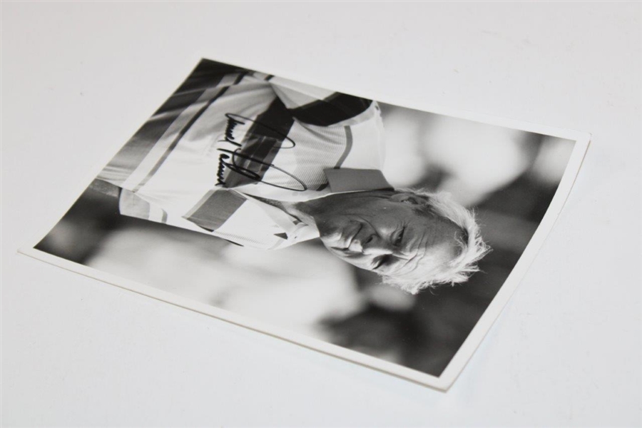 Arnold Palmer Signed Black & White Photo JSA ALOA