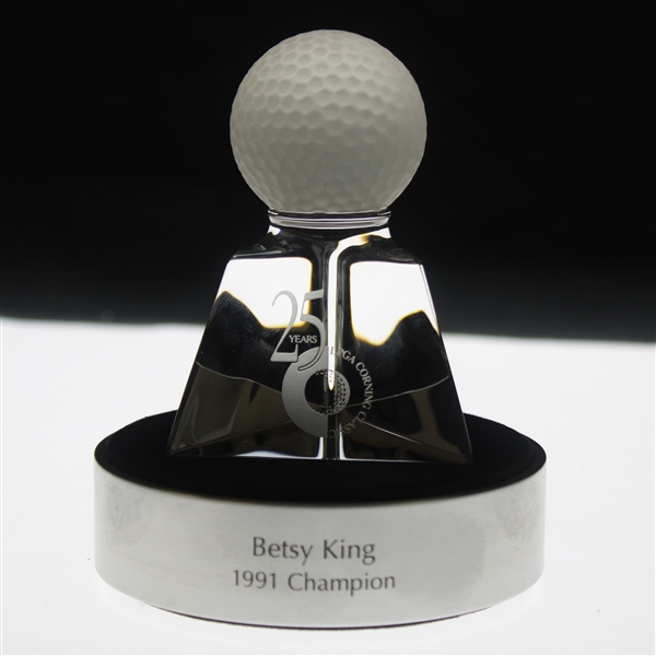 Champ Betsy King 1991 LPGA Corning Classic Steuben Glass Trophy