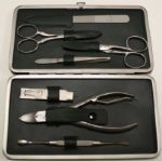 2001 Masters Tournament Gift - Peronal Grooming Kit with Card (with Original Box)