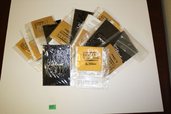 18 Cameron Oil Clothes