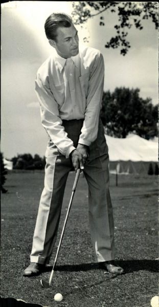 Ben Hogan at the Rich Denver Open. Wire Photo - 8/24/1947