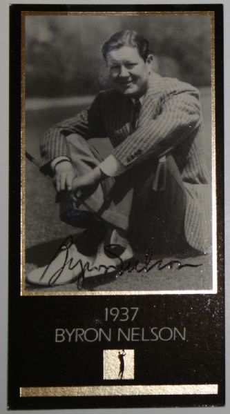 1937 Byron Nelson (D-06)Autographed Grand Slam Ventures Gold Foil Black and White Card